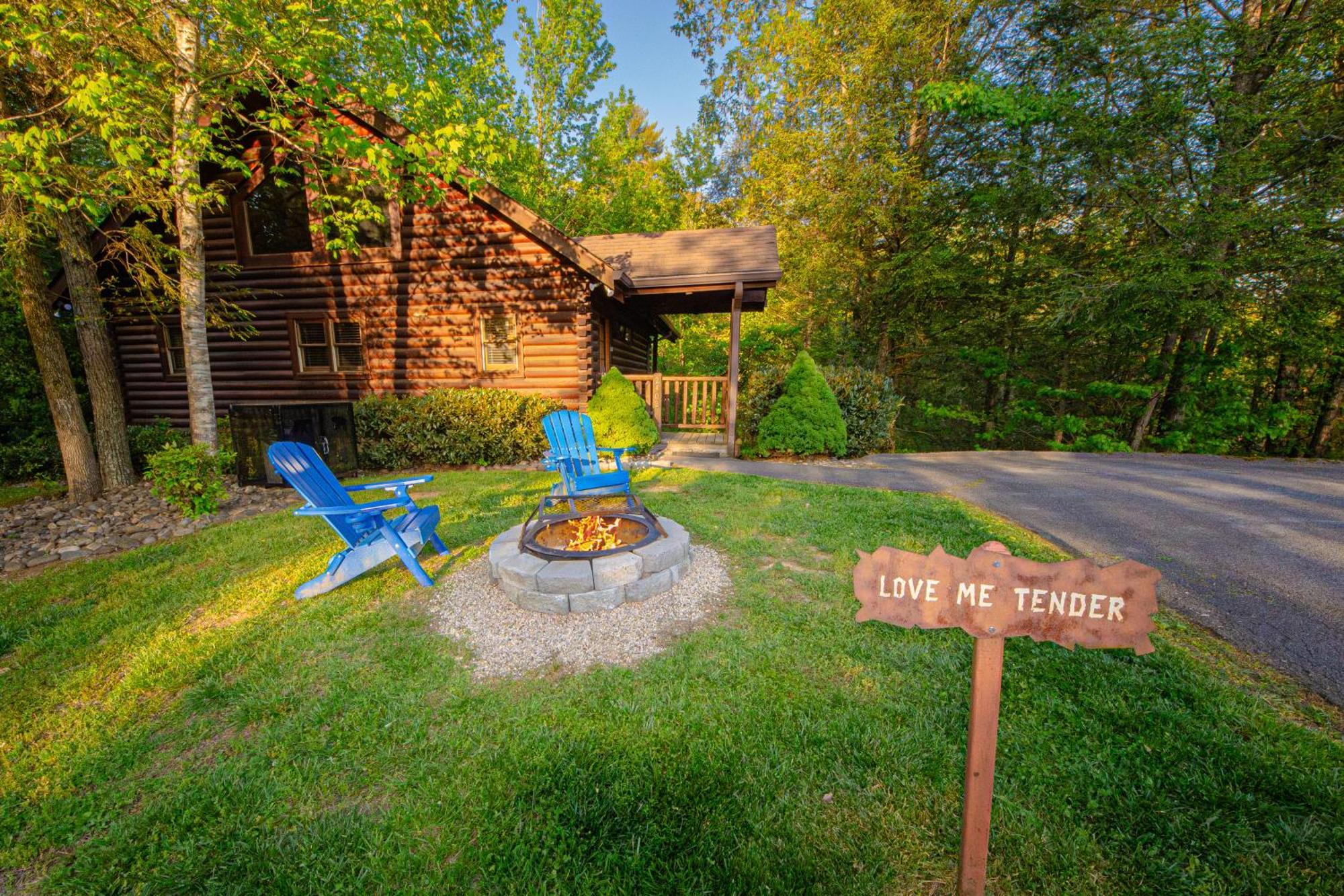 Love Me Tender Studio Cabin Sevierville Phòng bức ảnh